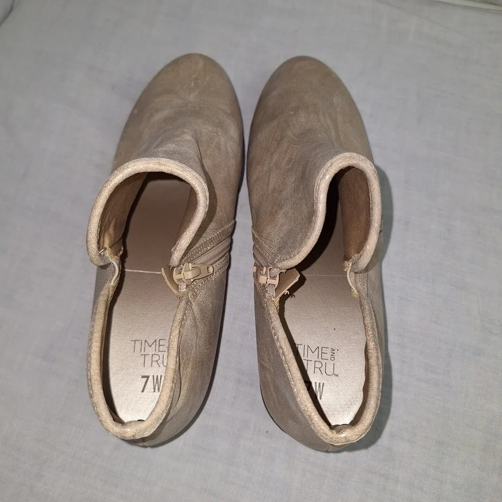 Y2K Boho Bohemian Whimsigoth Fairycore Retro Time and Tru Metallic Ankle Booties